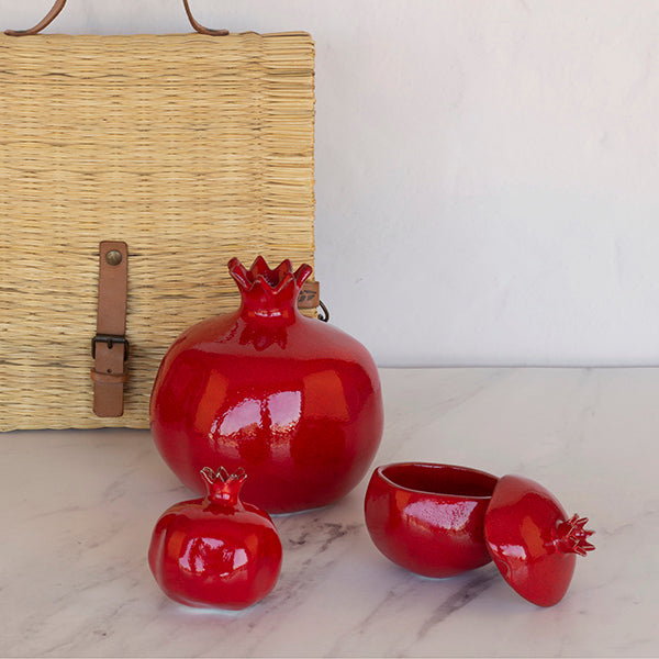 FRUTA pomegranate can