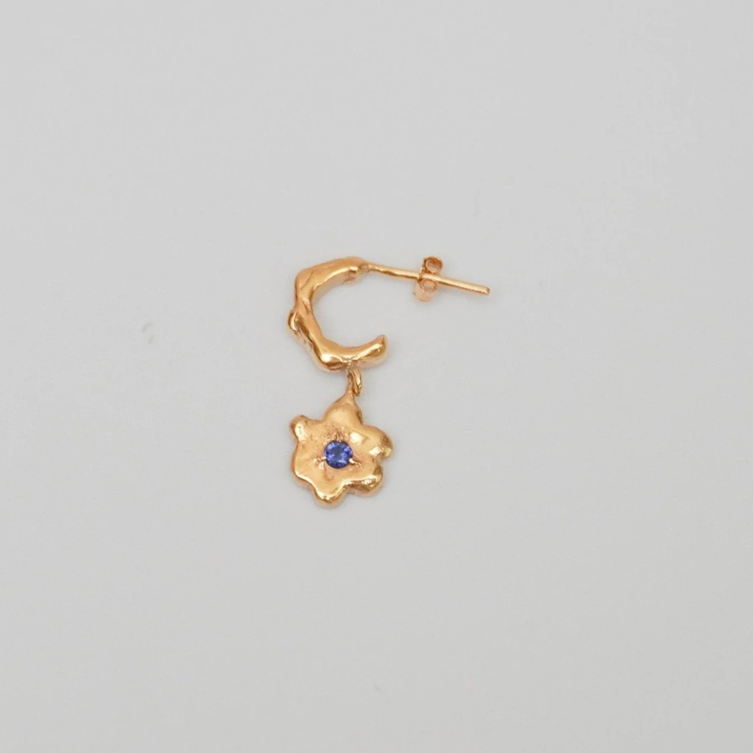 TOBE Ohrringe Blume/Kreis gold